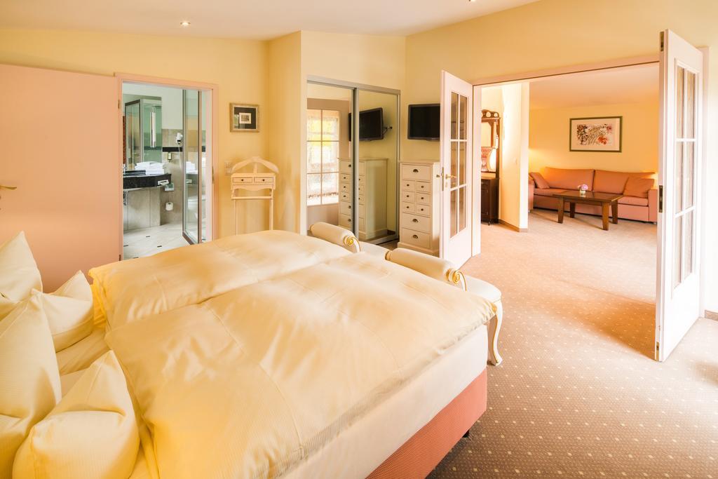 Kurhaus Am Inselsee 4*